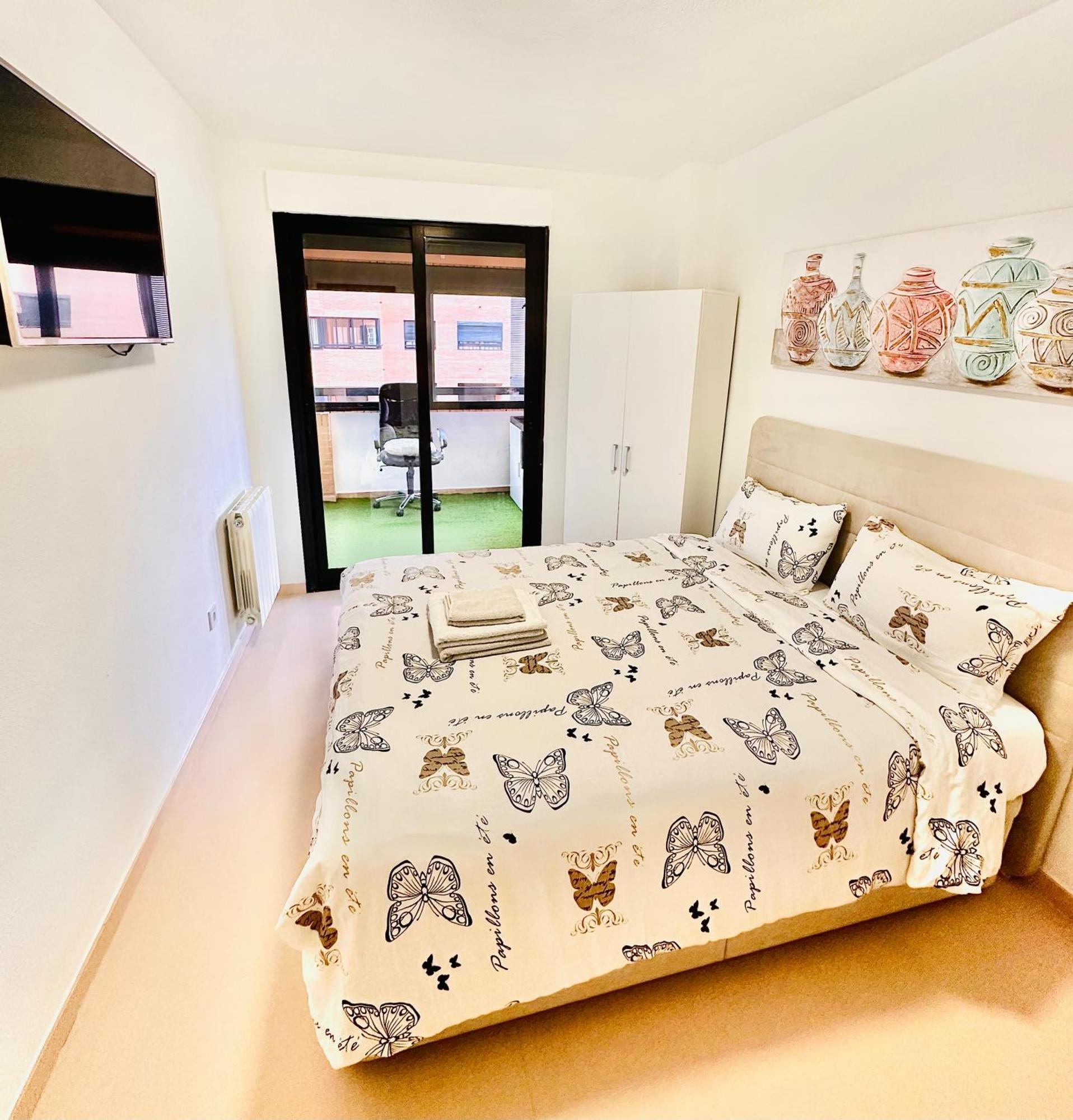 Economy Room Alicante Dış mekan fotoğraf